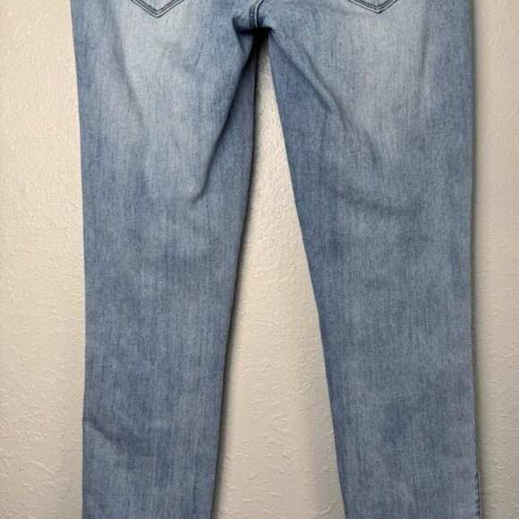 Guess Sienna curvy fit medium rise curvy skinny distressed jeans 27 - Picture 10 of 13